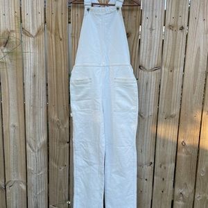 🔴 SOLD ! Levi’s utility overall classic fit white wide leg